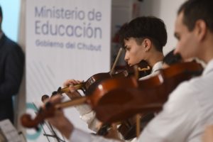 Lee más sobre el artículo Inicio de clases en los coros y orquestas del Proyecto Educativo Coros y Orquestas Chubut