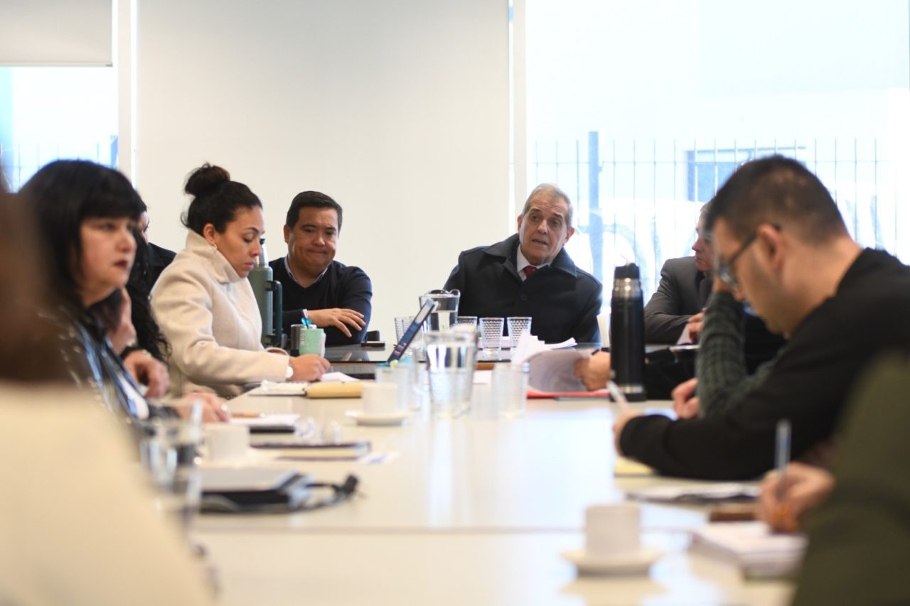 Paritaria docente: los gremios reconocieron la recuperación del salario ...