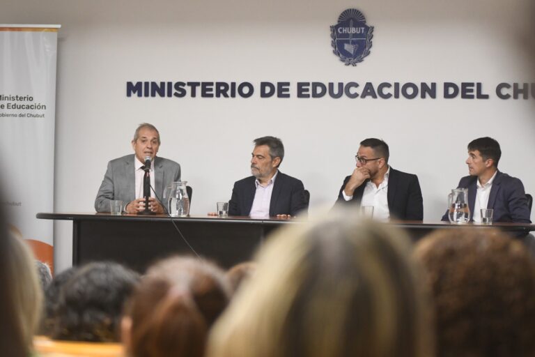 Lee más sobre el artículo Cierre de la Diplomatura en Prevención del Consumo Problemático de Sustancias Psicoactivas en Contextos Educativos de Fundartox