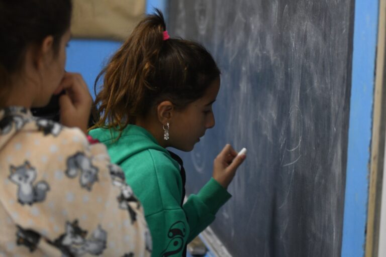 Lee más sobre el artículo El Gobierno inició “Puertas Abiertas”; el programa educativo que acompaña a estudiantes en su transición del nivel primario al secundario