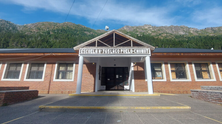 El Ministerio de Educación recategoriza 25 escuelas secundarias en toda la provincia