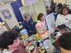 Lee más sobre el artículo Escuela 749