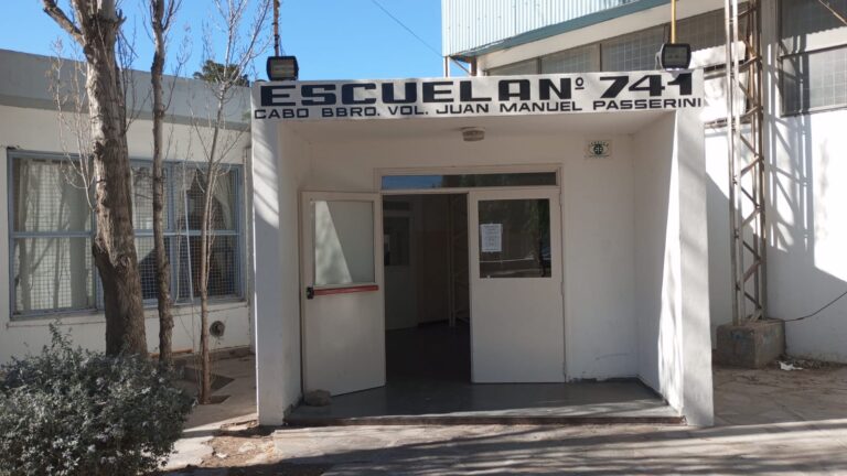 Lee más sobre el artículo Escuela 741