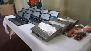 Lee más sobre el artículo El Gobierno del Chubut entregó una nueva Sala de Tecnología Educativa