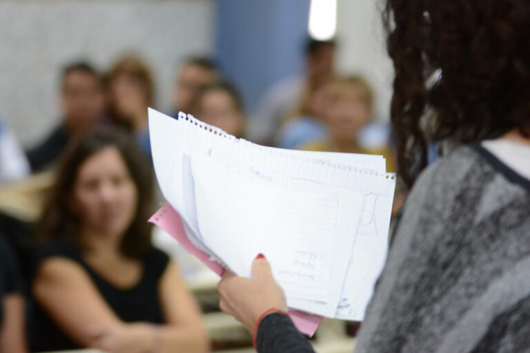 Docentes de Chubut recibirán puntaje por completar el Relevamiento Nacional de Personal Educativo (ReNPE) antes del 30 de junio