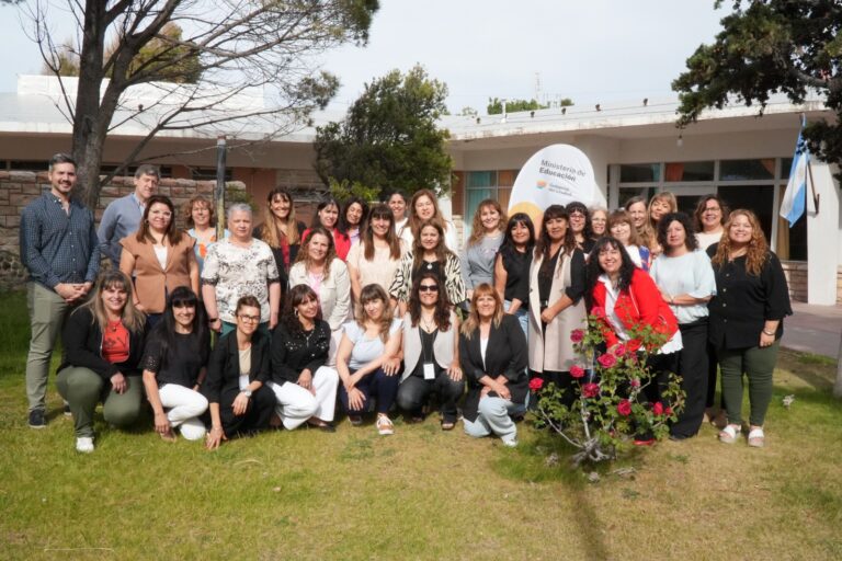 Lee más sobre el artículo Culminó con éxito el Encuentro Provincial de Supervisoras de Nivel Inicial en Playa Unión