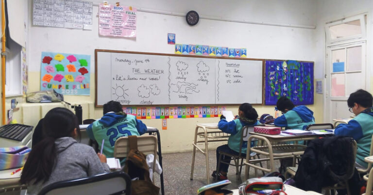 El Ministerio de Educación lanza una certificación docente para la enseñanza de inglés en el Nivel Primario