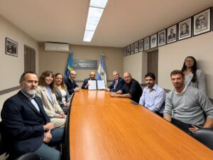 Lee más sobre el artículo Educación, Municipio y Fundación Aurora Austral fortalecen el trabajo conjunto por el desarrollo educativo en Puerto Madryn