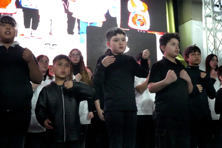 Chubut presentó el Himno Nacional Argentino en Lengua de Señas Argentina